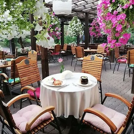 Inn Bialy Mlyn